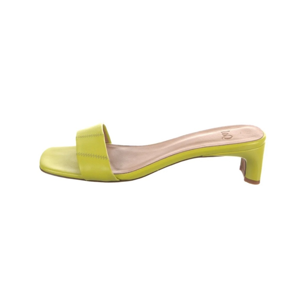 LOQ Yellow Heels